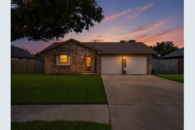 11734 Alamo Dr, La Porte, TX 77571 - Photo 1