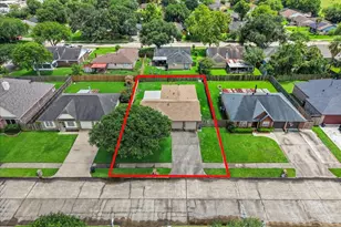 11734 Alamo Dr, La Porte, TX 77571 - Photo 3