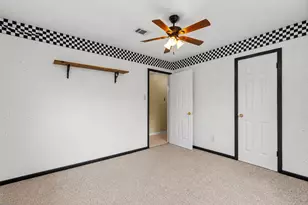 11734 Alamo Dr, La Porte, TX 77571 - Photo 13