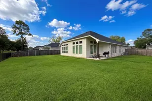 439 S Amherst Dr, West Columbia, TX 77486 - Photo 19