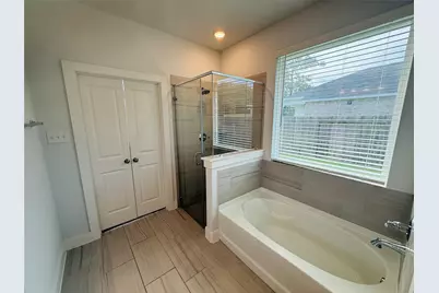 439 S Amherst Drive, West Columbia, TX 77486 - Photo 9