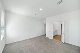 826 Ridgewood Clfs Ct, Willis, TX 77378 - Photo 11
