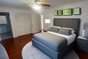 13930 Old Village Ln, Sugar Land, TX 77498 - Photo 5