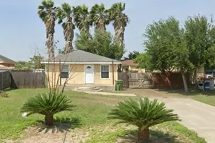 418 Tower Hills St, Alamo, TX 78516 - Photo 3