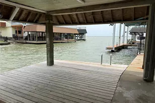 1222 Oahu Dr, Galveston, TX 77554 - Photo 3