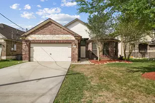 2709 Kentucky Ave, League City, TX 77573 - Photo 1