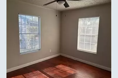 5406 Lyndhurst Drive, Houston, TX 77033 - Photo 13