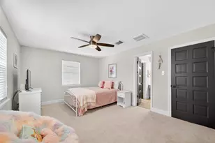 11103 Holly Springs Dr, Houston, TX 77042 - Photo 21