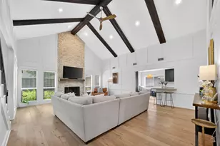 11103 Holly Springs Dr, Houston, TX 77042 - Photo 5
