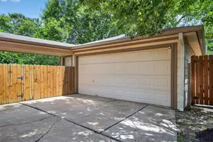 11103 Holly Springs Dr, Houston, TX 77042 - Photo 33