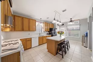 5330 Chasewood Dr, Bacliff, TX 77518 - Photo 15