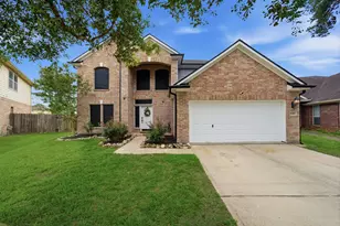 5330 Chasewood Dr, Bacliff, TX 77518 - Photo 1