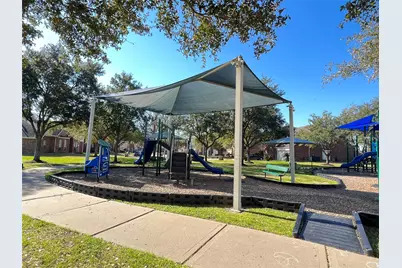 9004 Sunrise Trail, Pearland, TX 77584 - Photo 37