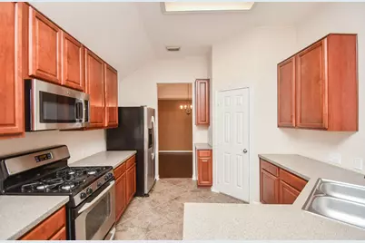 9004 Sunrise Trail, Pearland, TX 77584 - Photo 11