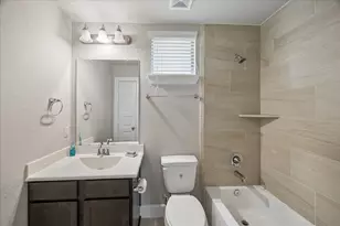 9628 Cambridge Manor Ln, Houston, TX 77045 - Photo 13