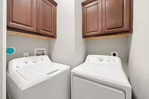 6703 Highclere Manor Ln, Houston, TX 77055 - Photo 33