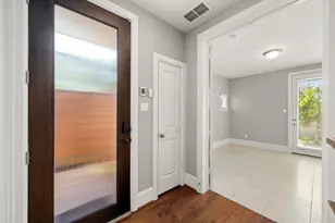 6703 Highclere Manor Ln, Houston, TX 77055 - Photo 3