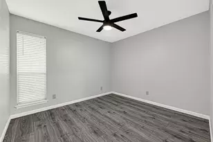 13003 Frank Ln, Stafford, TX 77477 - Photo 23