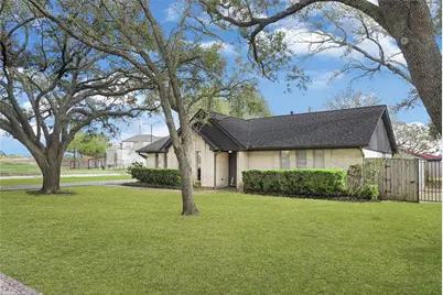 13003 Frank Lane, Stafford, TX 77477 - Photo 3