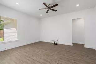 906 Golden Willow, Conroe, TX 77304 - Photo 13