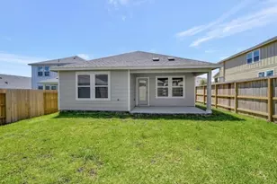 18564 Meadow Point Ln, Conroe, TX 77316 - Photo 19