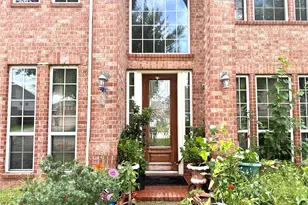 815 Arlington Pointe Dr, League City, TX 77573 - Photo 3