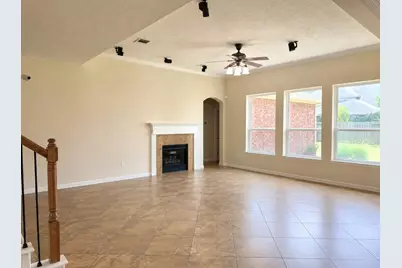 815 Arlington Pointe Drive, League City, TX 77573 - Photo 7