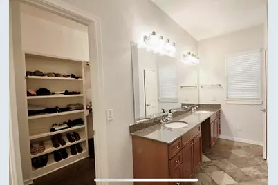920 W 26th Street, Houston, TX 77008 - Photo 31