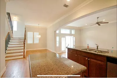 920 W 26th Street, Houston, TX 77008 - Photo 13
