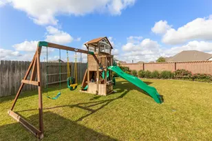 922 Shumard St, Webster, TX 77598 - Photo 41