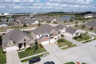 922 Shumard St, Webster, TX 77598 - Photo 3