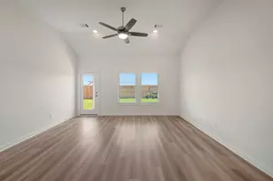 30907 Newcomb Lndg Ln, Waller, TX 77484 - Photo 3