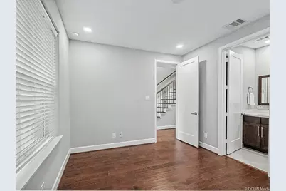 1028 Patterson, Houston, TX 77007 - Photo 9