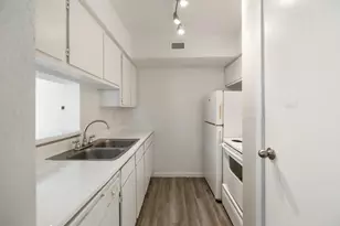11715 S Glen Dr, Houston, TX 77099 - Photo 19