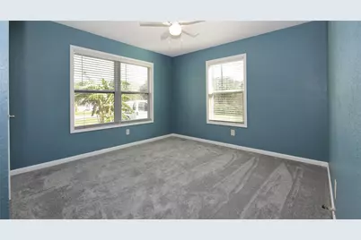 6611 Wayne Johnson Avenue, Hitchcock, TX 77563 - Photo 11