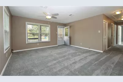 6611 Wayne Johnson Avenue, Hitchcock, TX 77563 - Photo 5