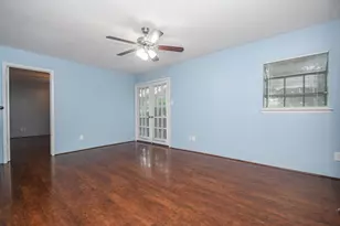 10603 S Wilcrest Dr, Houston, TX 77099 - Photo 5