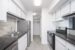 10603 S Wilcrest Dr, Houston, TX 77099 - Photo 13