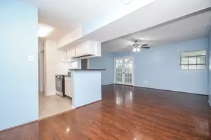 10603 S Wilcrest Dr, Houston, TX 77099 - Photo 11