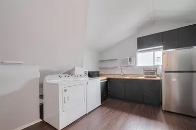 845 S Columbia Street #C, Houston, TX 77007 - Photo 3