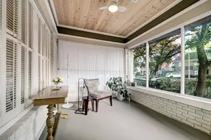 1754 Hawthorne St, Houston, TX 77098 - Photo 3