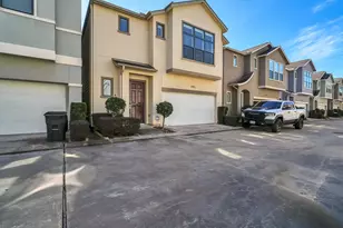 9405 Blalock Tree Ct, Houston, TX 77080 - Photo 3