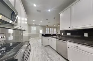 6219 Stoney Creek Dr, Pasadena, TX 77503 - Photo 5
