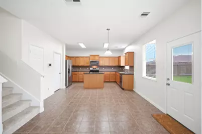 8306 Littlehip Hawthorn Drive, Baytown, TX 77523 - Photo 11