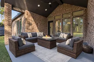 633 North Rivus Overlook Dr, Willis, TX 77318 - Photo 25