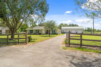 6315 Sprigg Street, Fulshear, TX 77441 - Photo 1