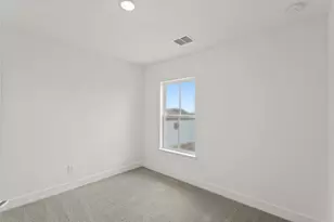 2308 Via Cami Ln, Houston, TX 77051 - Photo 29