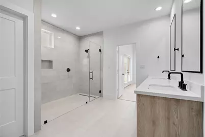 105 Tolima Dove Street, Houston, TX 77018 - Photo 21