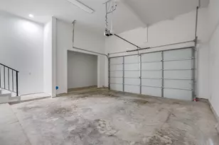 105 Tolima Dove St, Houston, TX 77018 - Photo 15