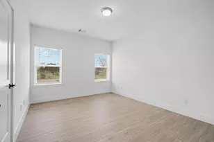 105 Tolima Dove St, Houston, TX 77018 - Photo 27